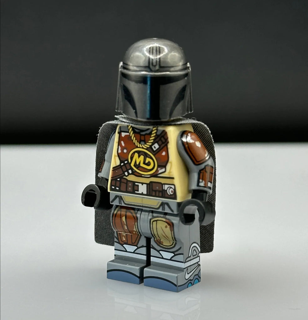 Lego Star Wars UCS Mandalorian Minifigure with Air Mags and MD Chain