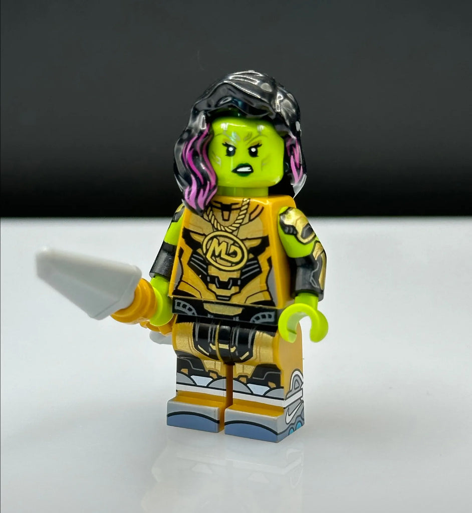 Lego Marvel Gamora (Series 1) Minifigure with Air Mags and MD Chain