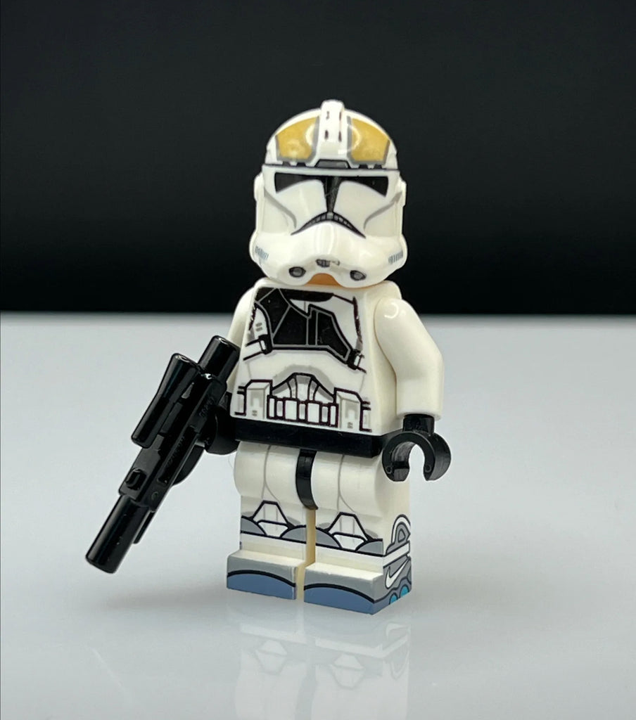 Lego Star Wars P2 Clone Gunnner Minifigure with Air Mags