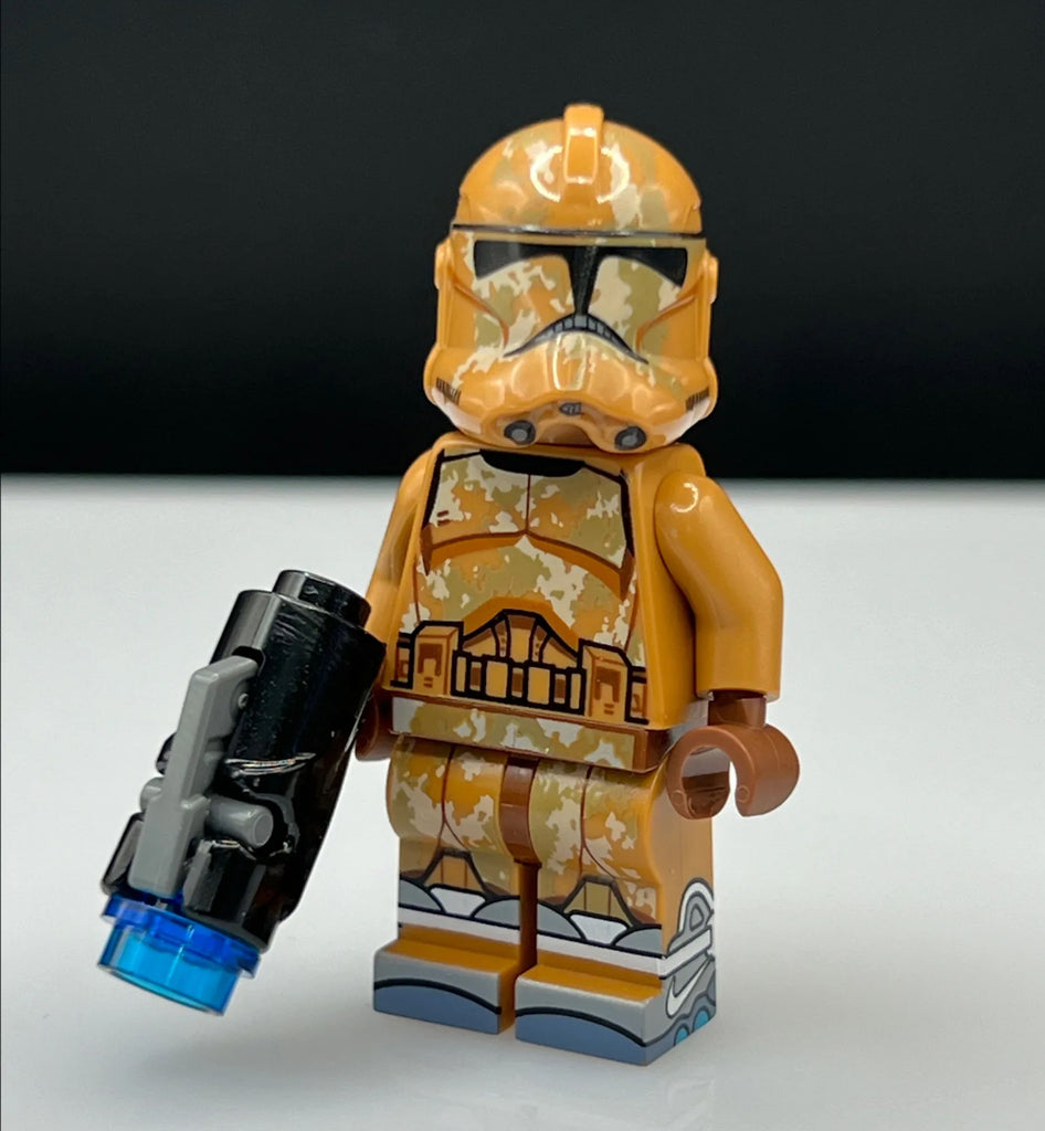 Lego Star Wars Geonosis Trooper Minifigure with Air Mags