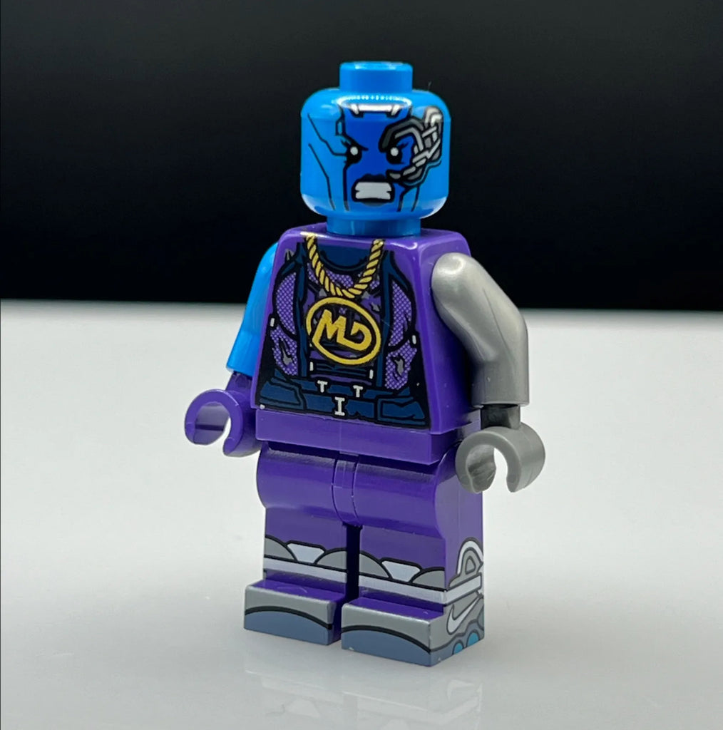 Lego Marvel Nebula Minifigure with Air Mags and MD Chain